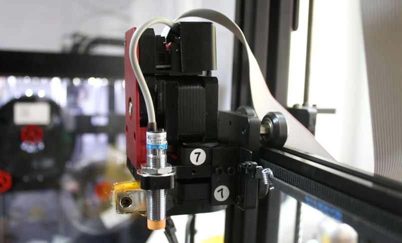 3D-принтер Wanhao Duplicator 9 работает практически с любым пластиком